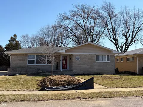 2219 Fisher Ave, Speedway, IN 46224