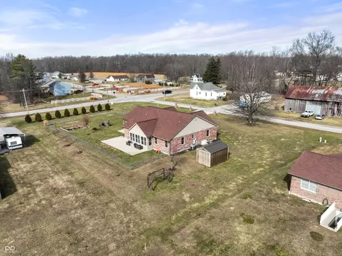 View/Area - 9032 Edgewood Ln, Sunman, IN 47041 photo 7 of 9