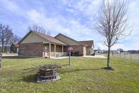Exterior - 9032 Edgewood Ln, Sunman, IN 47041 photo 8 of 9