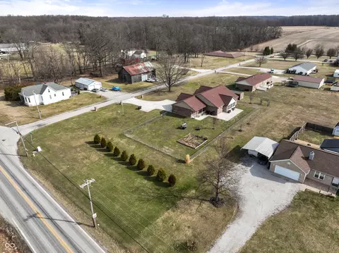 View/Area - 9032 Edgewood Ln, Sunman, IN 47041 photo 5 of 9