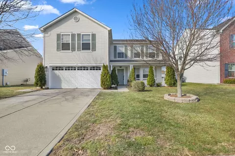 3258 Hemlock St, Whiteland, IN 46184