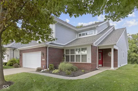 8922 Crystal Lake Dr, Indianapolis, IN 46240