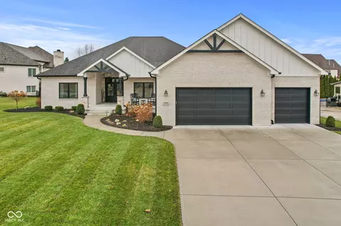 5459 Chancery Blvd, Greenwood, IN 46143