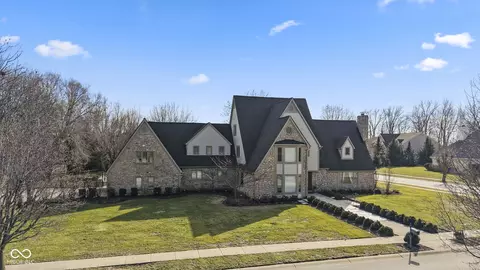 5715 Winterwind Ln, Indianapolis, IN 46237