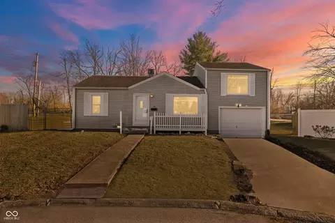 14 Crescent Ct, Anderson, IN 46013