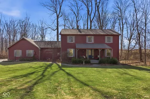 2903 W Carr Hill Rd, Columbus, IN 47201