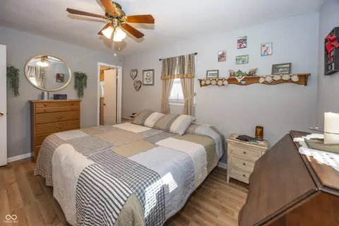 Bedroom - 926 E Post Rd, Anderson, IN 46012 photo 2 of 4
