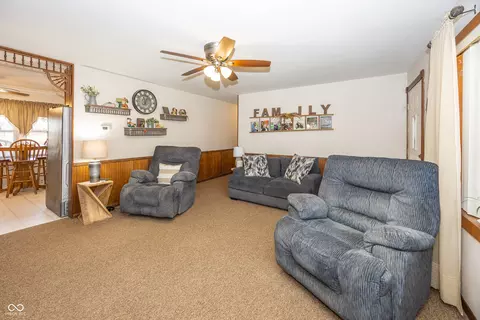 Living - 926 E Post Rd, Anderson, IN 46012 photo 3 of 4