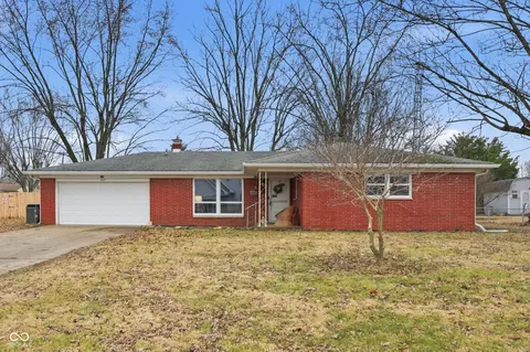 409 E Maple St, Spiceland, IN 47385