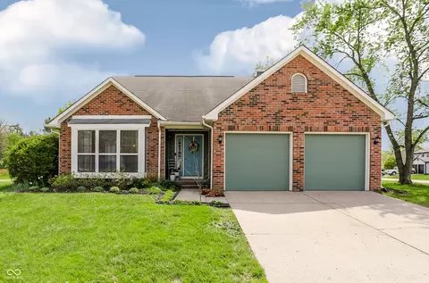 7747 Oakshot Ln, Indianapolis, IN 46268