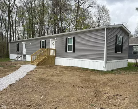 217 Lazy River Rd, Cloverdale, IN 46120