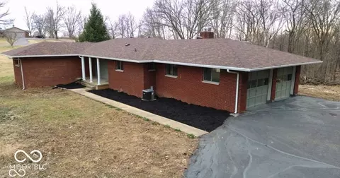 2018 N Sparks Ferry Rd, Salem, IN 47167