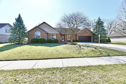 1045 Lakewood South Dr, Brownsburg, IN 46112