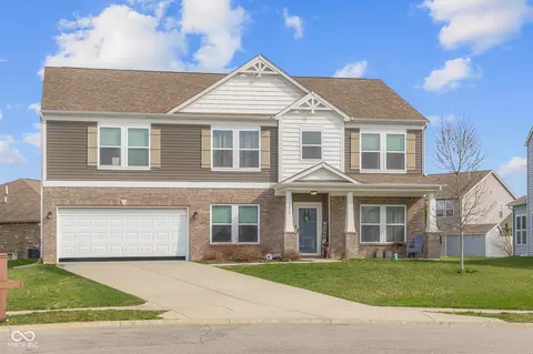 2015 Amur Ct, Columbus, IN 47201