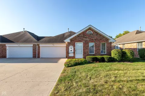 315 E College Ave #20, Brownsburg, IN 46112