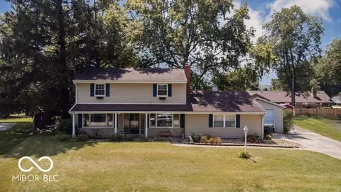 2213 W Audubon Dr, Muncie, IN 47304
