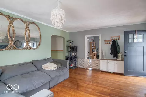 Entry Way - 228 Shaw St, Plainfield, IN 46168 photo 1 of 2