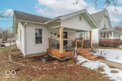 Exterior - 228 Shaw St, Plainfield, IN 46168 photo 4 of 5
