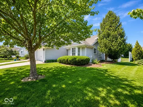 8905 Lahr Ct, Indianapolis, IN 46256