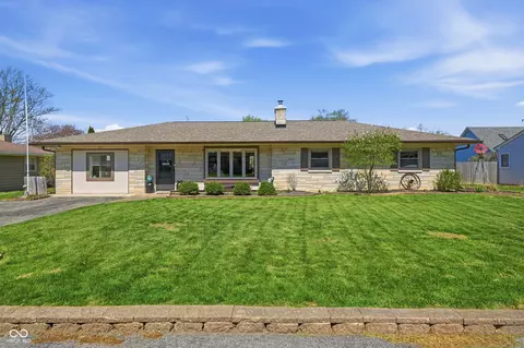 917 Linda Dr, Fortville, IN 46040