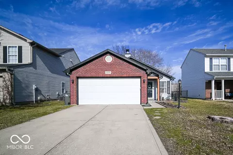 3335 Blue Ash Ln, Indianapolis, IN 46239