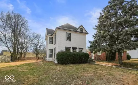 131 W 13th St, Anderson, IN 46016