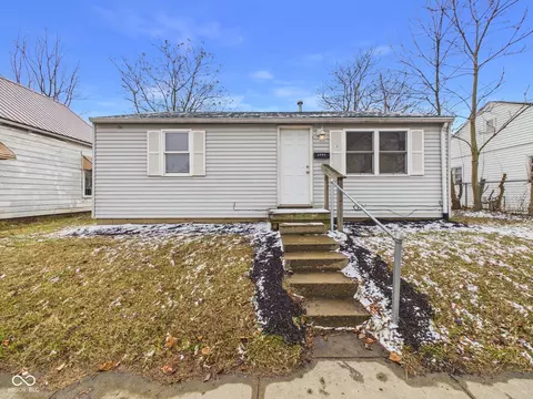1005 E Jackson St, Muncie, IN 47305