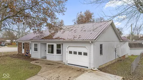 2235 Hargan Dr, Madison, IN 47250