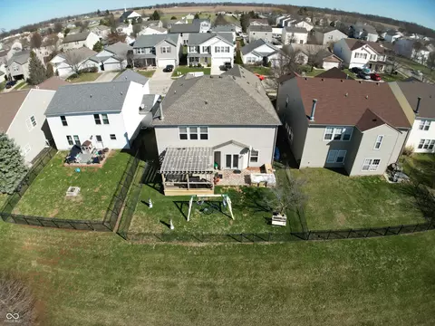 View/Area - 8277 S Quarter Moon Dr, Pendleton, IN 46064 photo 2 of 2