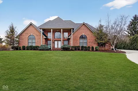 301 Edgewood Pl W, Anderson, IN 46011