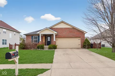 8174 Sydney Ln, Avon, IN 46123