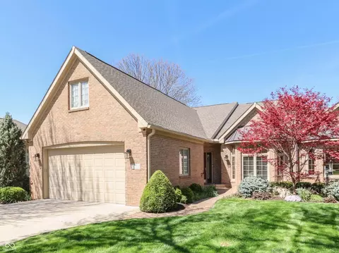 1752 Pathway Dr N, Greenwood, IN 46143