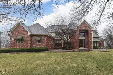 3998 Eagle Trace Dr, Greenwood, IN 46143