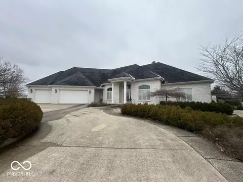 6757 W 900 S, Edinburgh, IN 46124