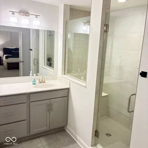 Bath - 6846 Hocket Pl, Plainfield, IN 46168 photo 2 of 3