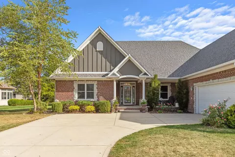 408 Wind Drift Ct, Pittsboro, IN 46167