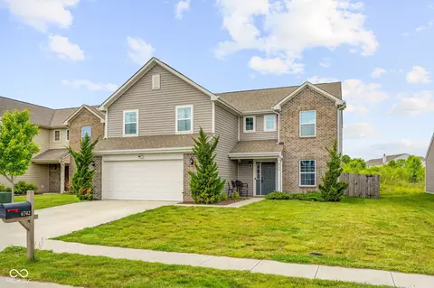 6742 Trey Dr, Camby, IN 46113