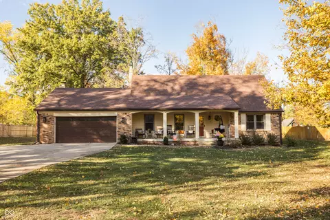 6602 English Dr, Avon, IN 46123