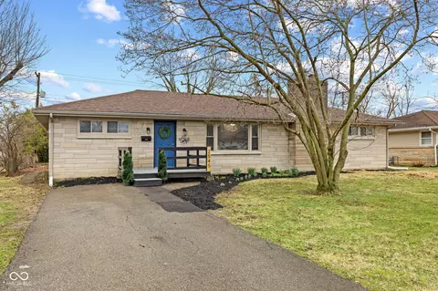 2545 Franklin St, Columbus, IN 47201