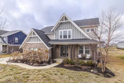 6096 Wood Glen Ct, Mccordsville, IN 46055