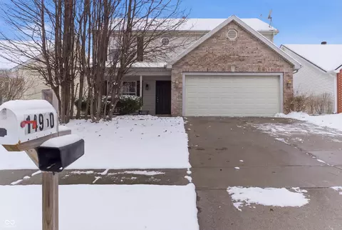 14960 Oak Rd, Carmel, IN 46033