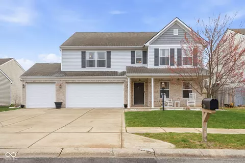 5239 Bombay Dr, Indianapolis, IN 46239