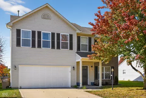 3220 Lakestream Dr, Columbus, IN 47201
