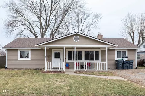 532 Northgate Dr, Greenwood, IN 46143