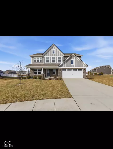 1280 Wood Thrush Ct, Greenwood, IN 46143