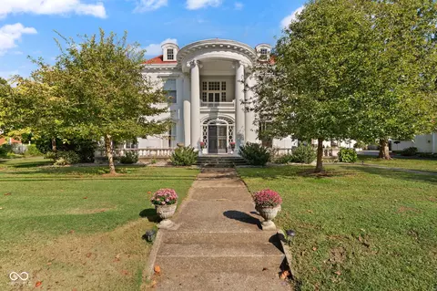 524 N Capitol Ave, Corydon, IN 47112