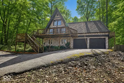 4523 E Parkwood Dr, Martinsville, IN 46151