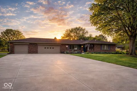7981 Acre Ln, Brownsburg, IN 46112
