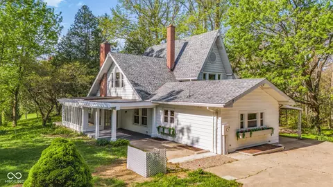 1207 Van Buskirk Rd, Anderson, IN 46011