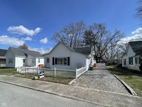 603 N Posey St, Windfall, IN 46076 photo 3